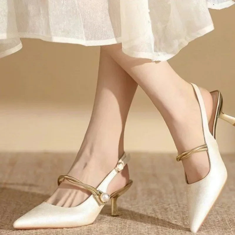 New Summer Fashion Pointed Toe Pearl Sexy High Banquet Women Low Heel Pumps