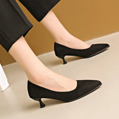 Black Highs Autumn Fashion Pointed Sexy Stiletto Commuting Ladies Low Heel Pumps