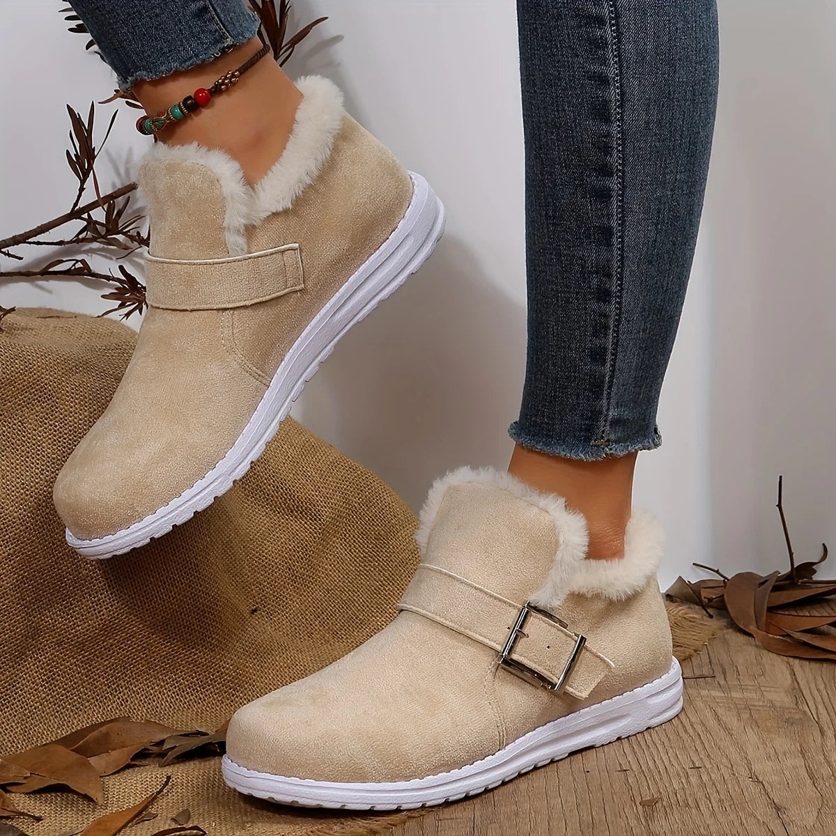 Plush Lined Flat Winter Warm Buckle Strap Slip-on Snow Boot