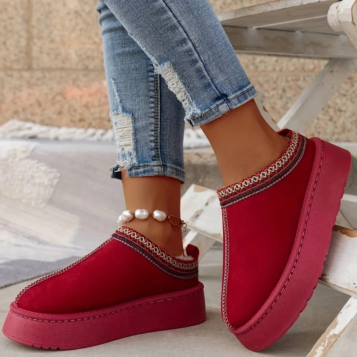 New Ankle Flats Platform Women Snow Boots Suede Plush Warm Winter New Thick Fashion Shoes Chelsea Women Boots Plus Size 43