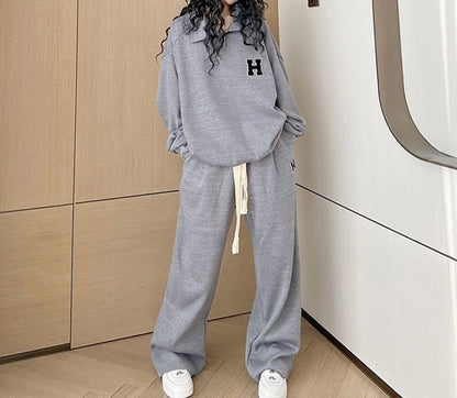 Knit Cozy Stylish Comfortable Relaxed Trendy Casual Simple Suit