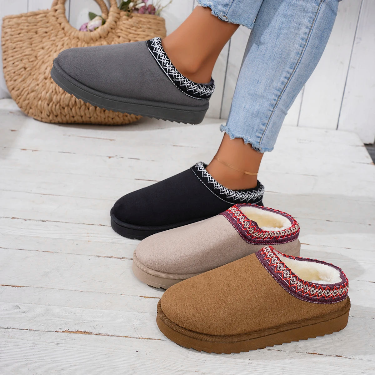 Snow Boots Women Winter New Cashmere Warm Thick Soles Without Heel-covered Hair Half Slipper Cotton Shoes Cashmere Warm Boots